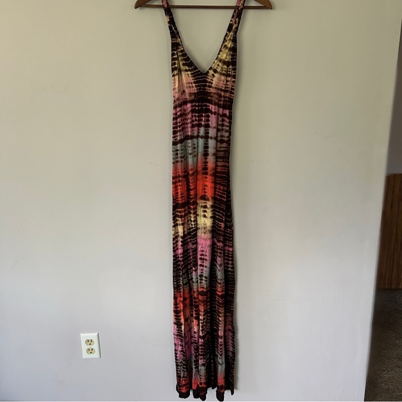 hazel Dresses & Skirts - EUC Women’s Hazel Tie-Dye Multicolor Crossback Maxi Dress, Size Small